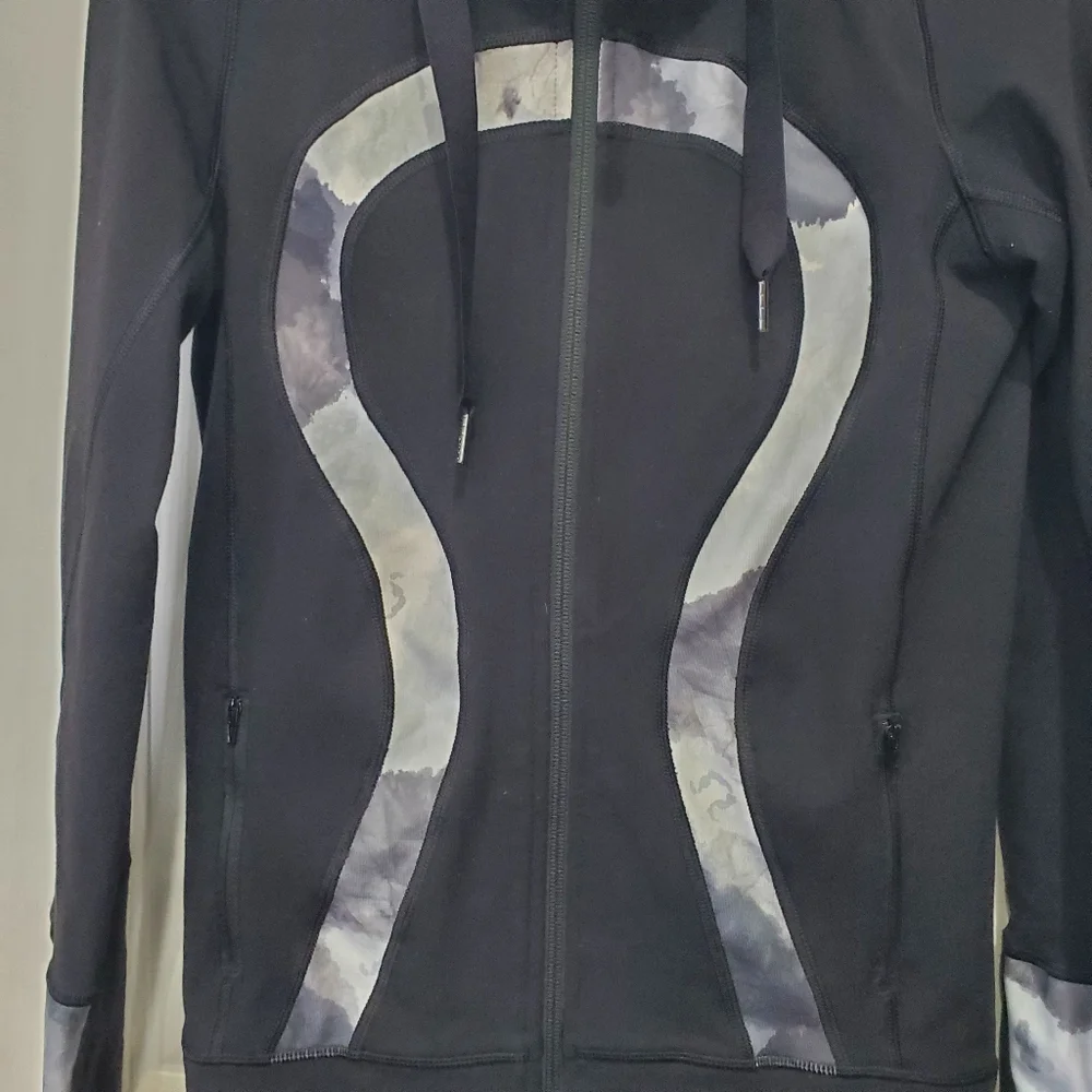 Lululemon Stride Jacket *BrushedBlack / White Coal Tinted Canvas Super Size 4